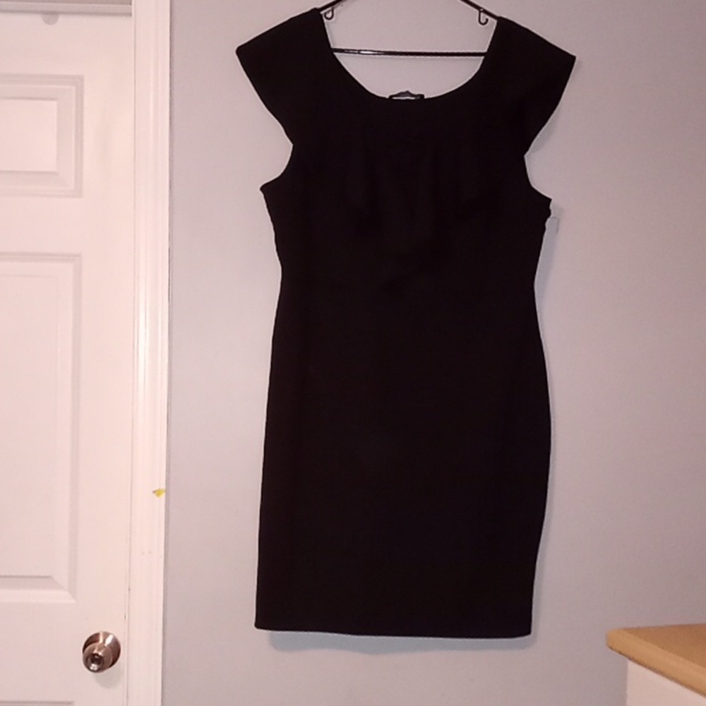 FASHION TO FIGURE Dress